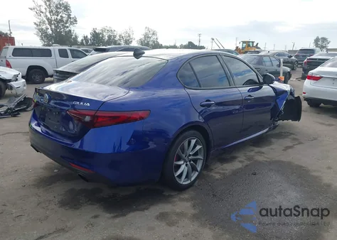 2022 Alfa Romeo Giulia Sprint Rwd from USA, damaged, VIN ZARFAMAN7N7660372